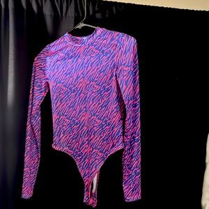 Sleek Asos design bodysuit women’s top size 2